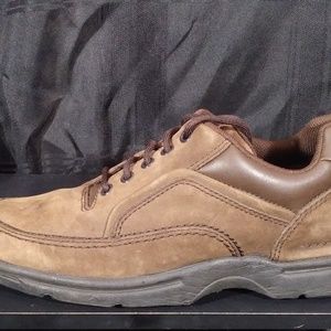 where can i sell new shoes